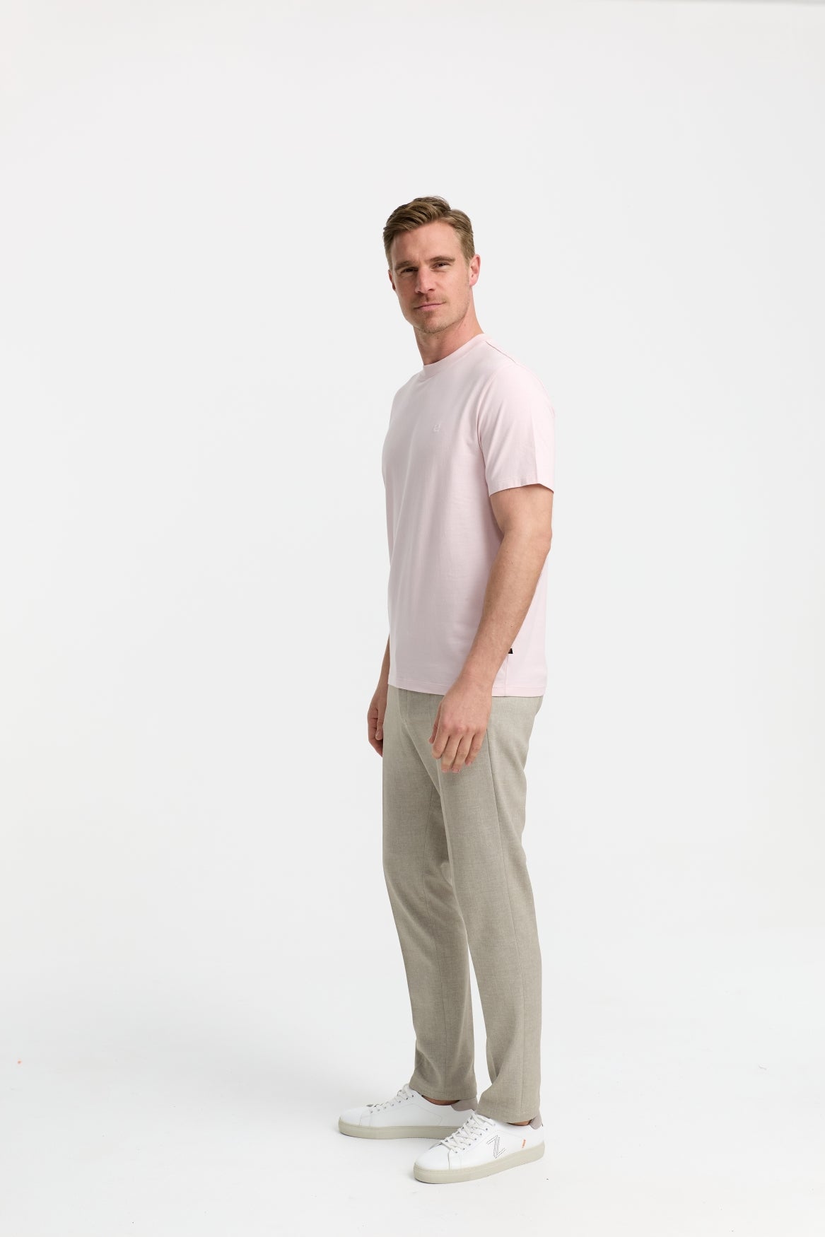 Herren T-Shirt DiFlo in lt. rose, Seitenansicht