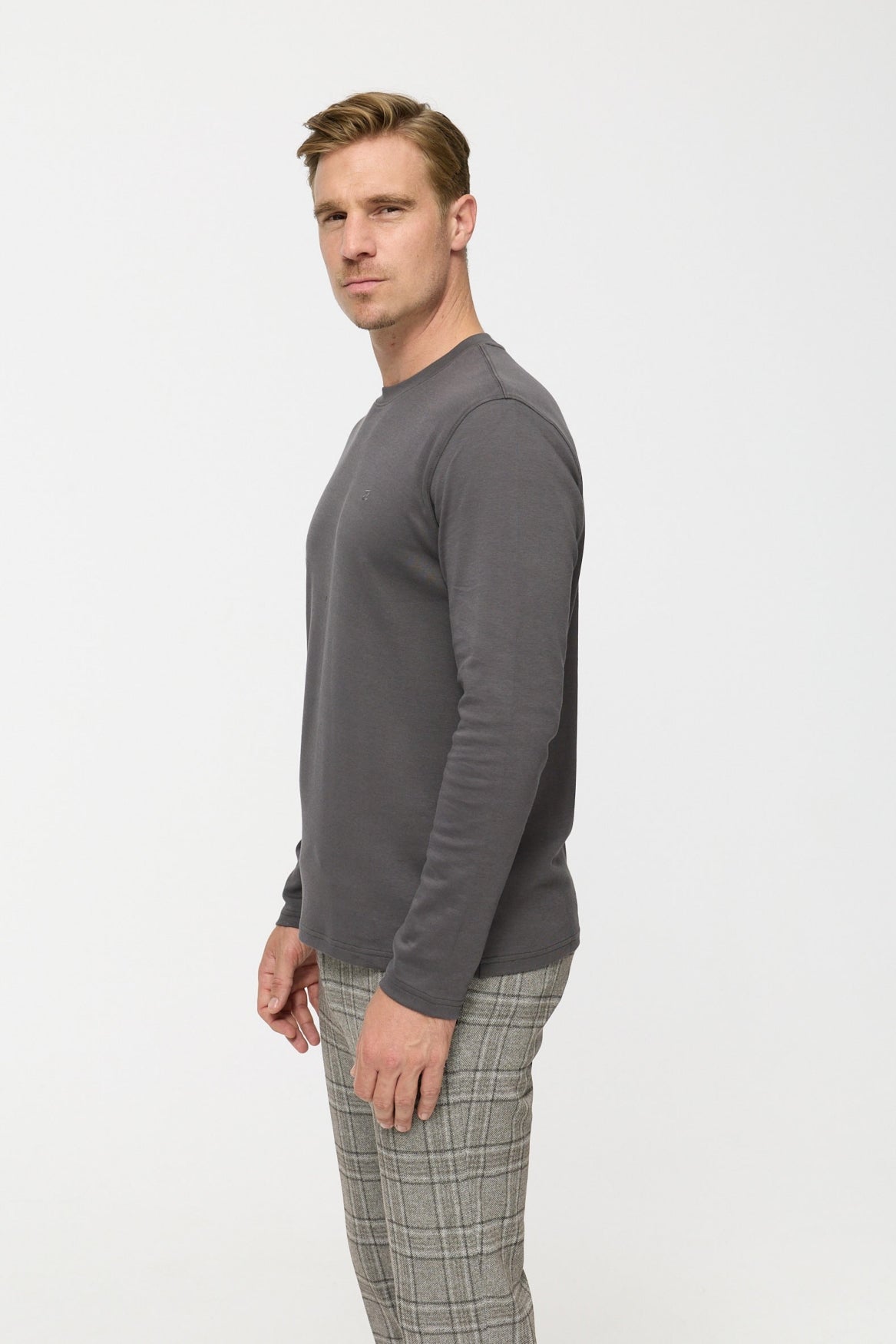 T-Shirt DiOwen 213-390 | Charcoal