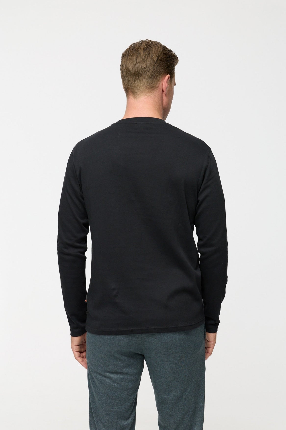 T-Shirt DiOwen 213-905 | Black