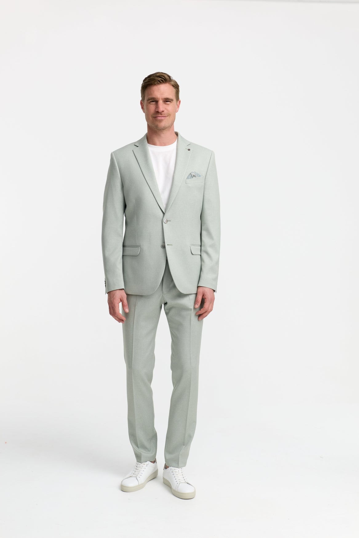 241212-715 DiNick 241212-715 | Lt. Green