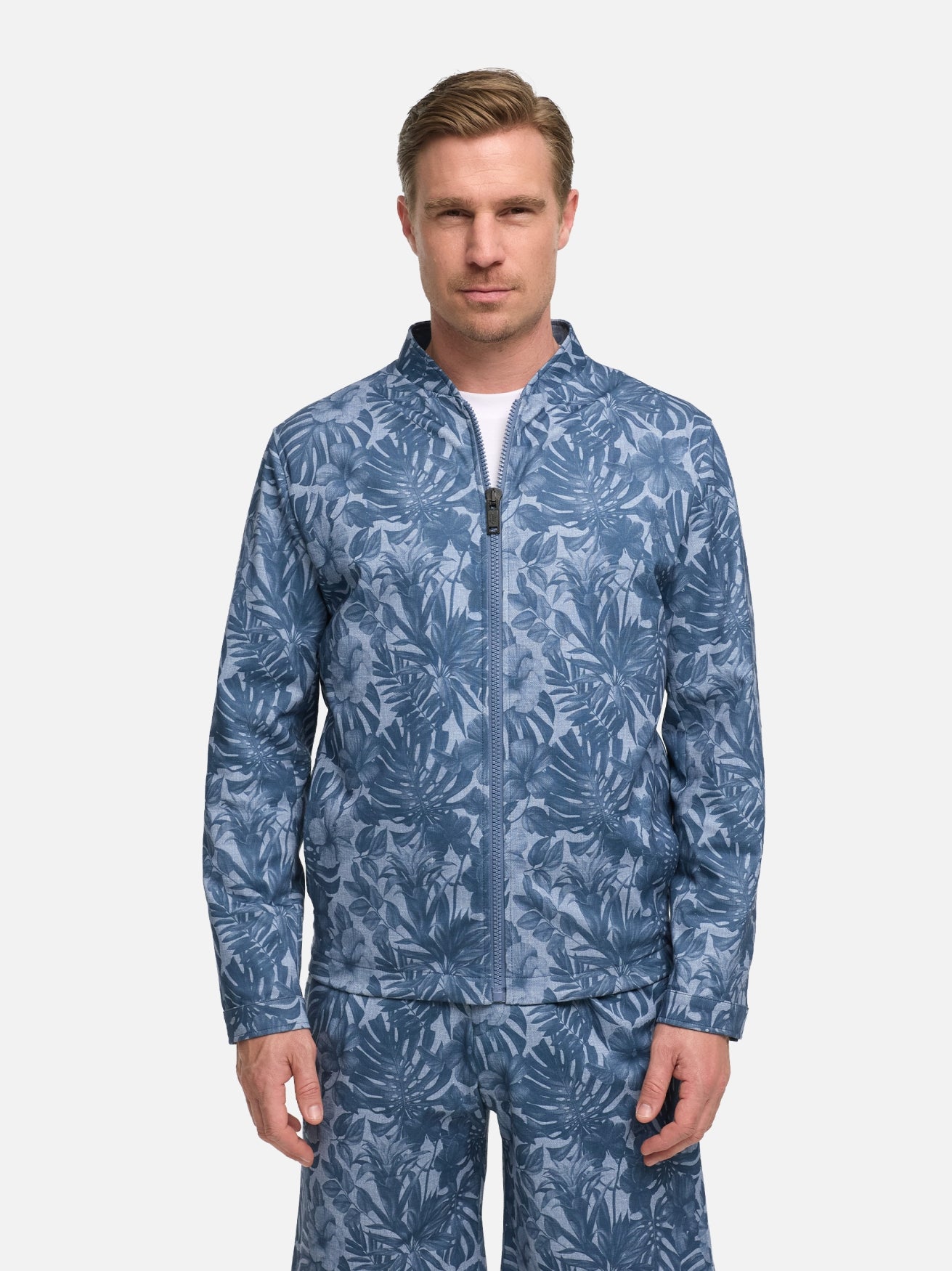 261629-650 DiAudio Med. Blue | Med. Blue