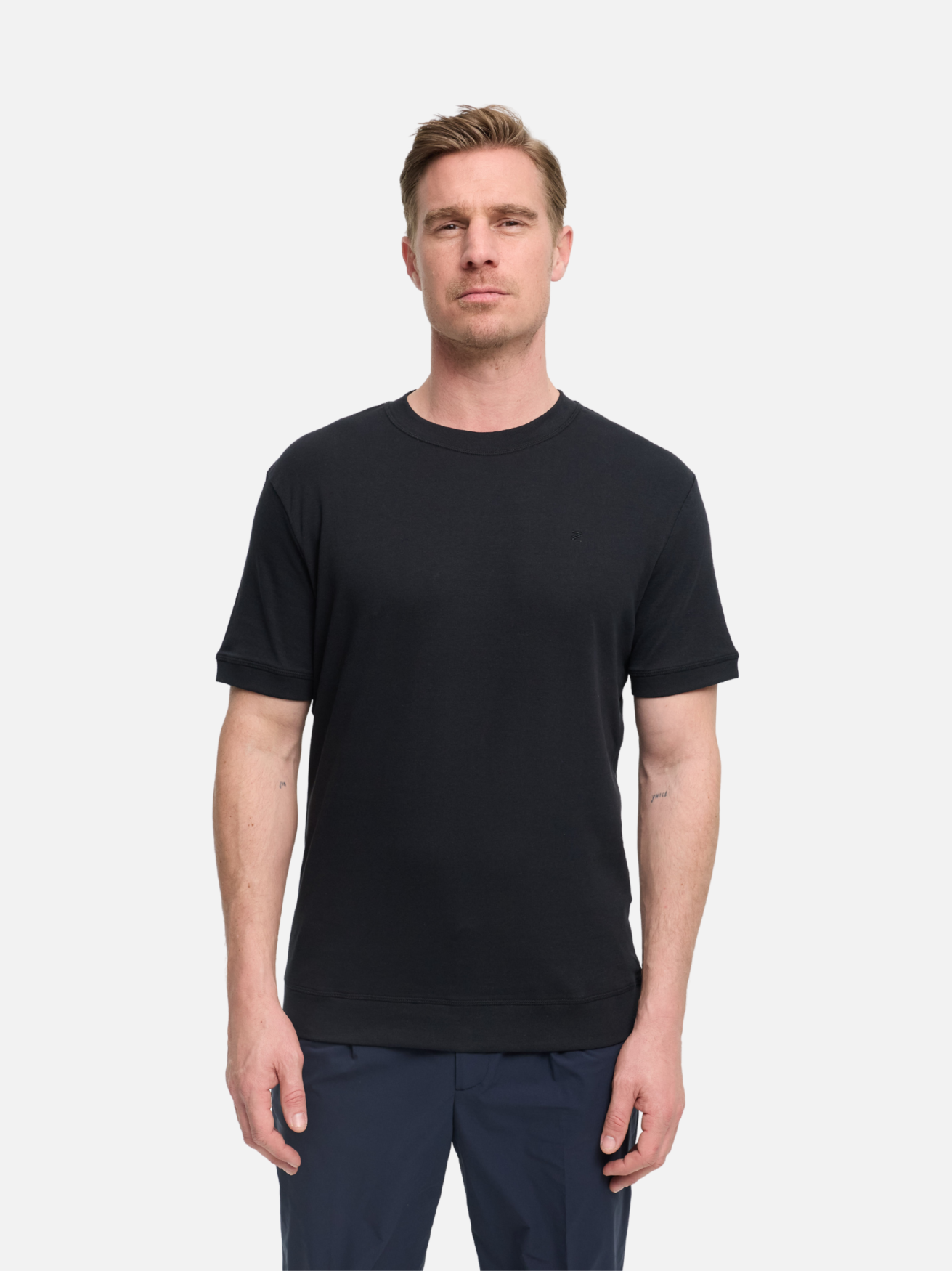 218-900 DiRalph 218-900 | Black