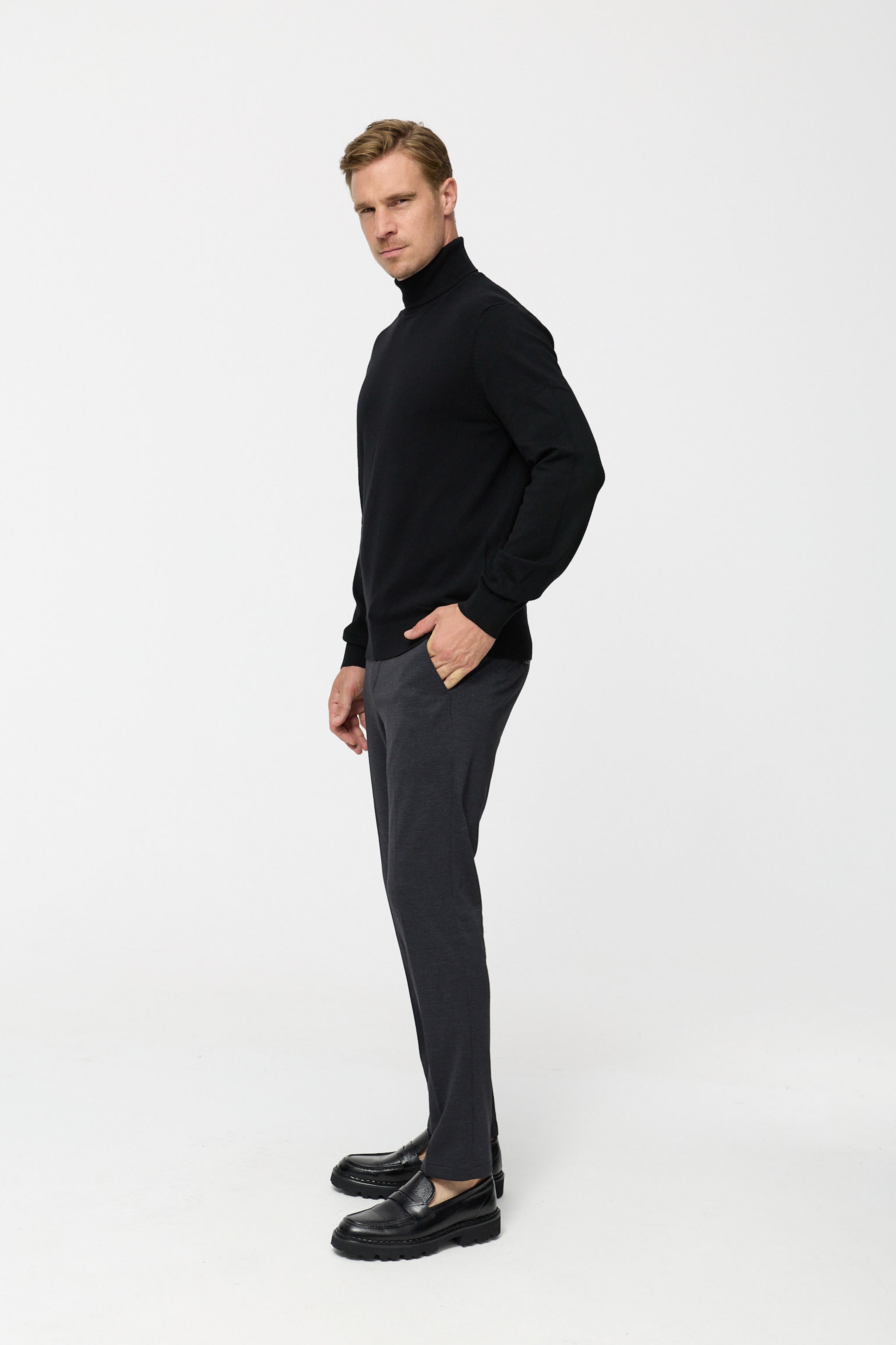 Rollkragen Pullover DiRyan 408-900 Black