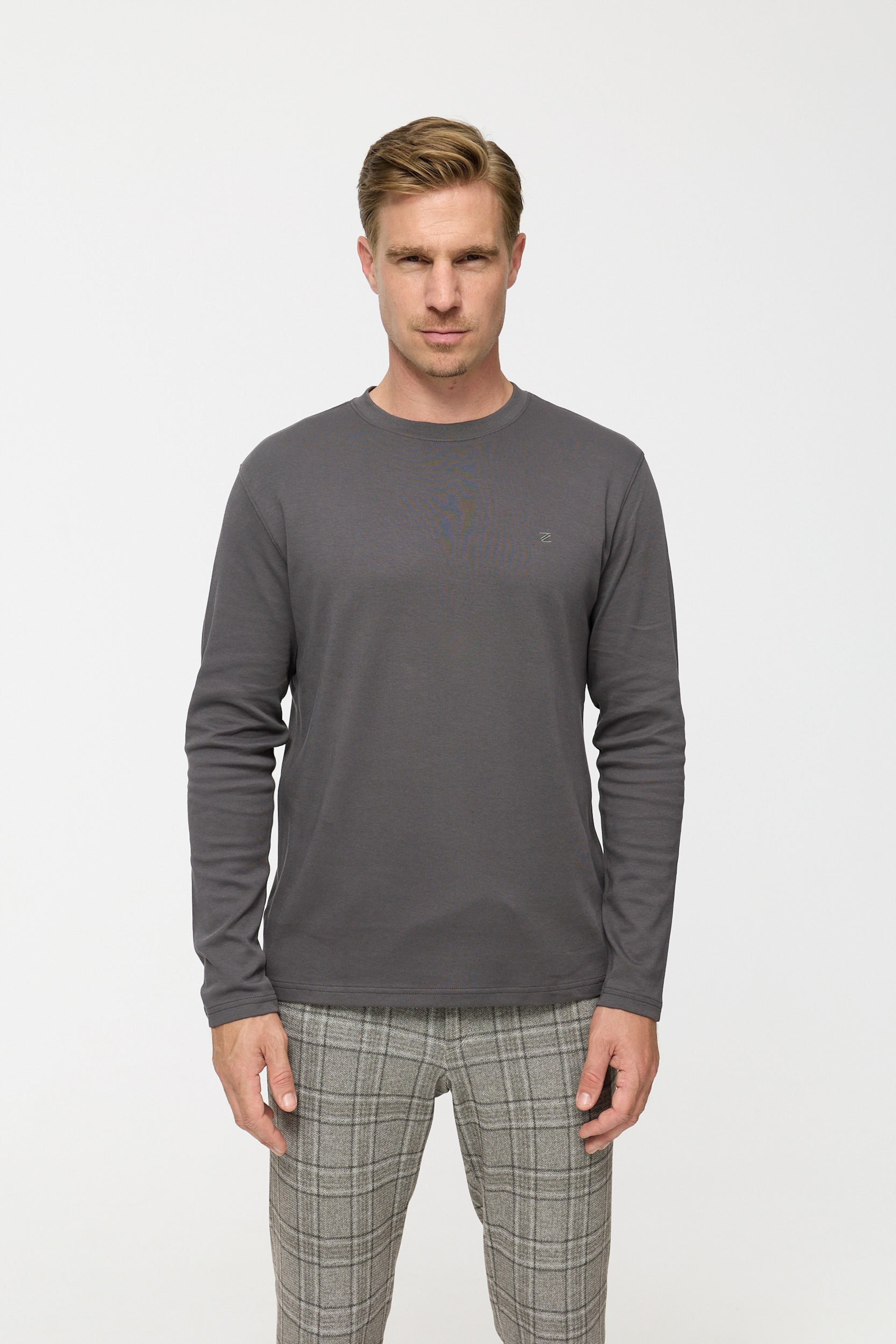 T-Shirt DiOwen 213-390 Dark Grey