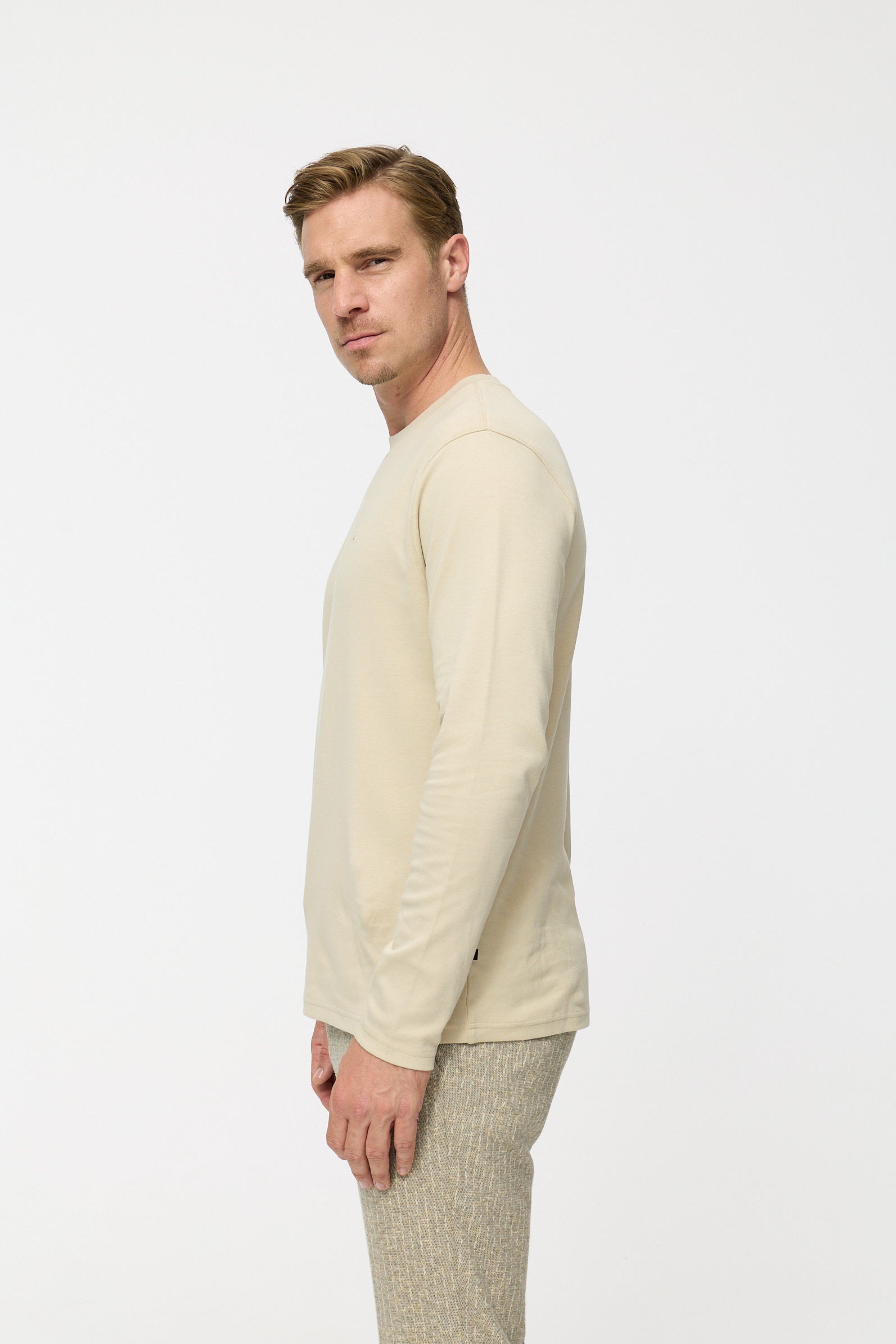 T-Shirt DiOwen 213-220 Beige