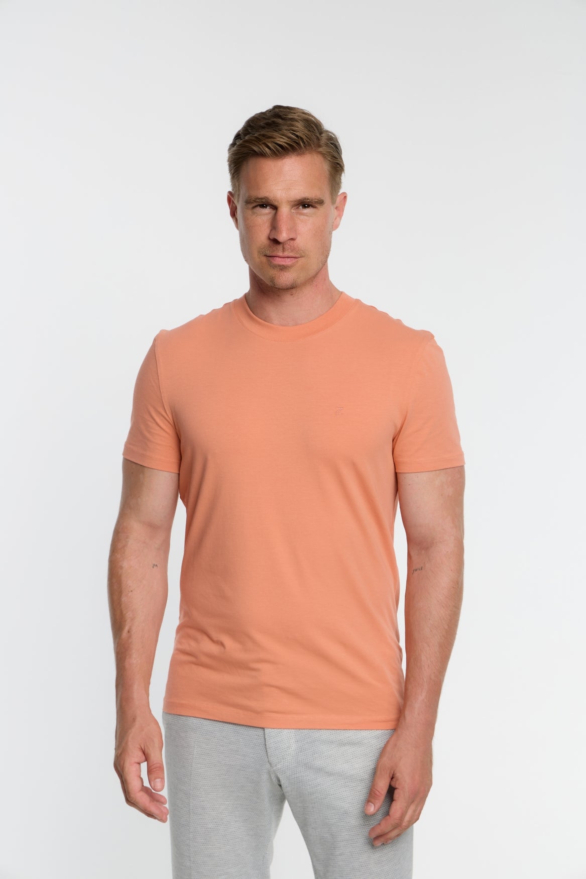 Herren T-Shirt DiFlo in Dk. Orange, Vorderansicht