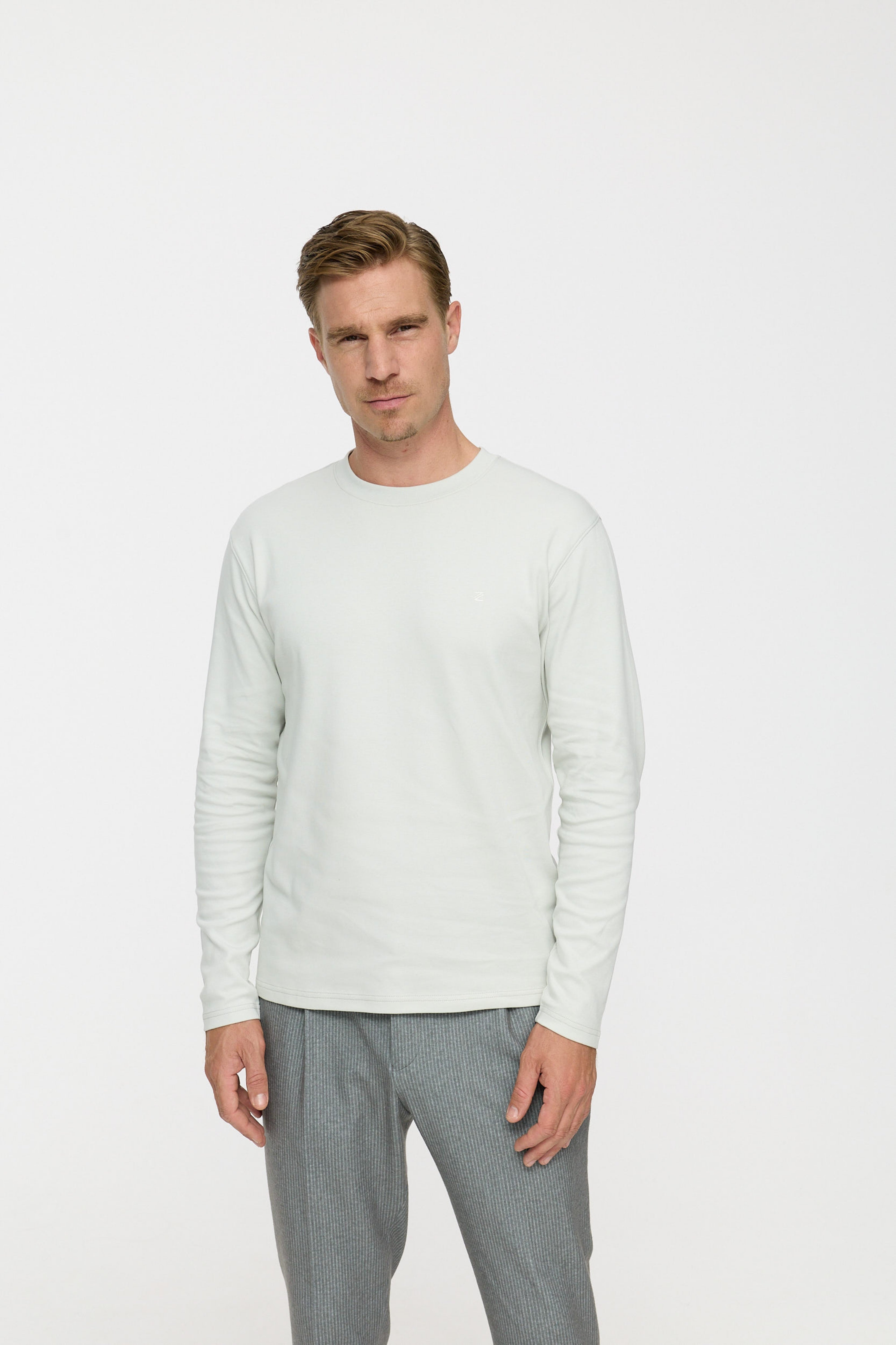 T-Shirt DiOwen 213-310 Light Grey