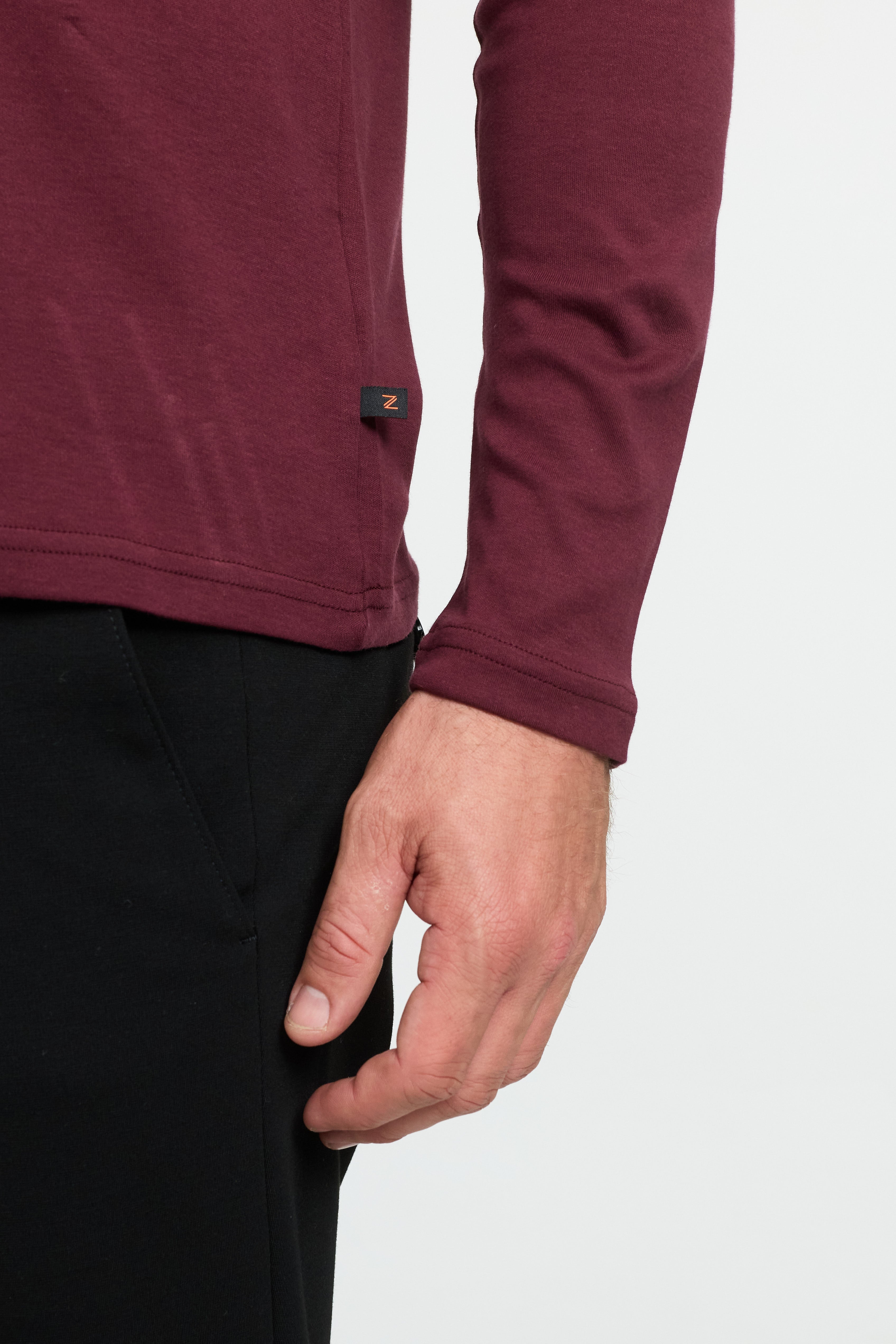 T-Shirt DiOwen 213-580 Dark Red