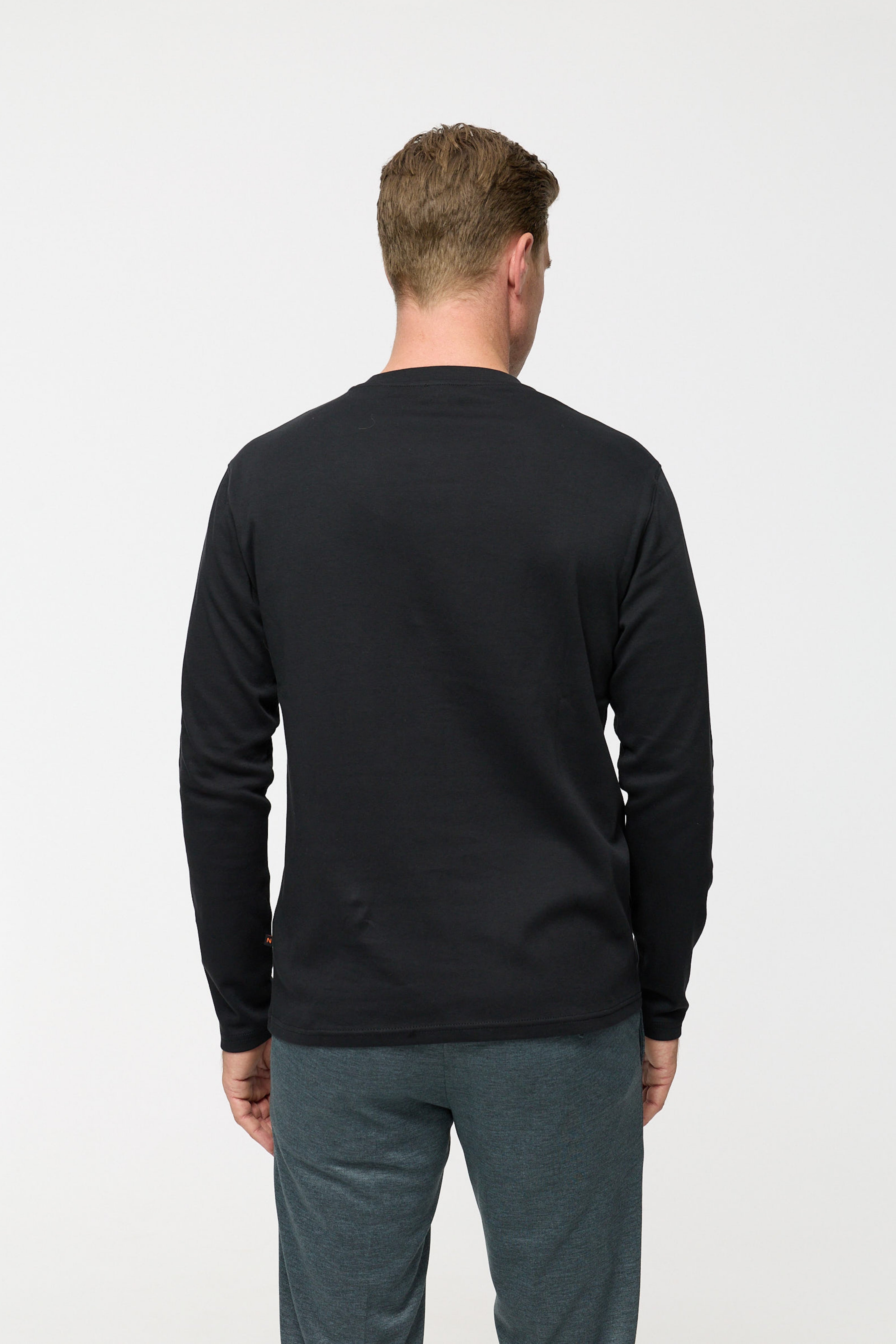 T-Shirt DiOwen 213-905 Black