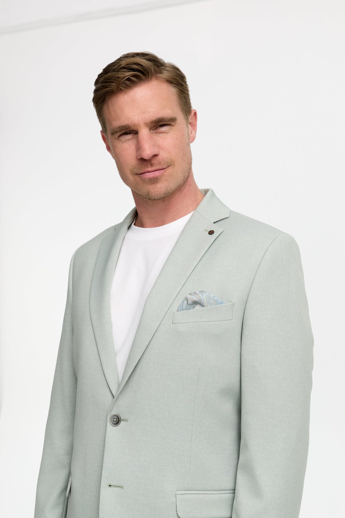 241212-710 DiNick 241212-710 | Lt. Green