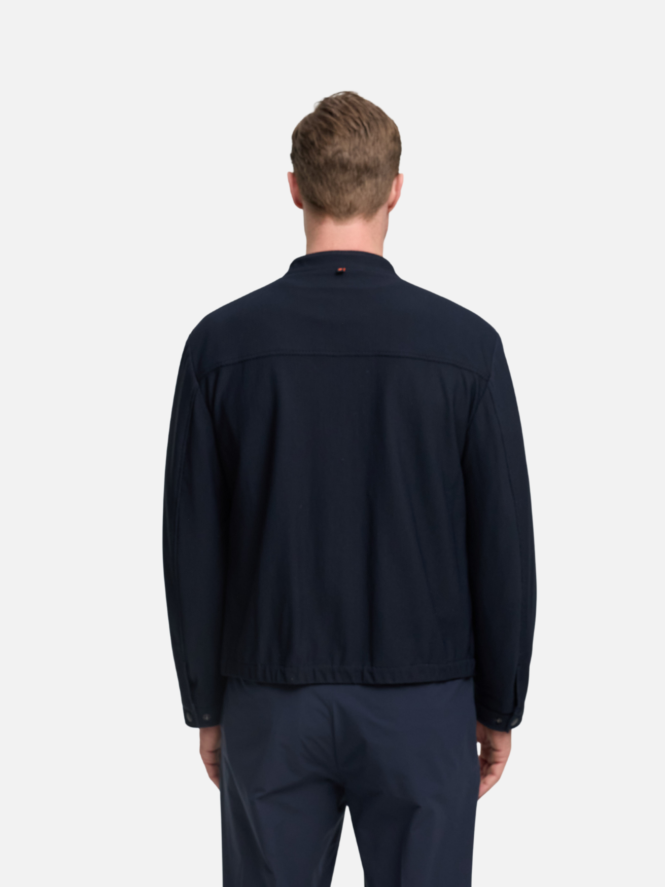 231669-680 DiAudio | Navy