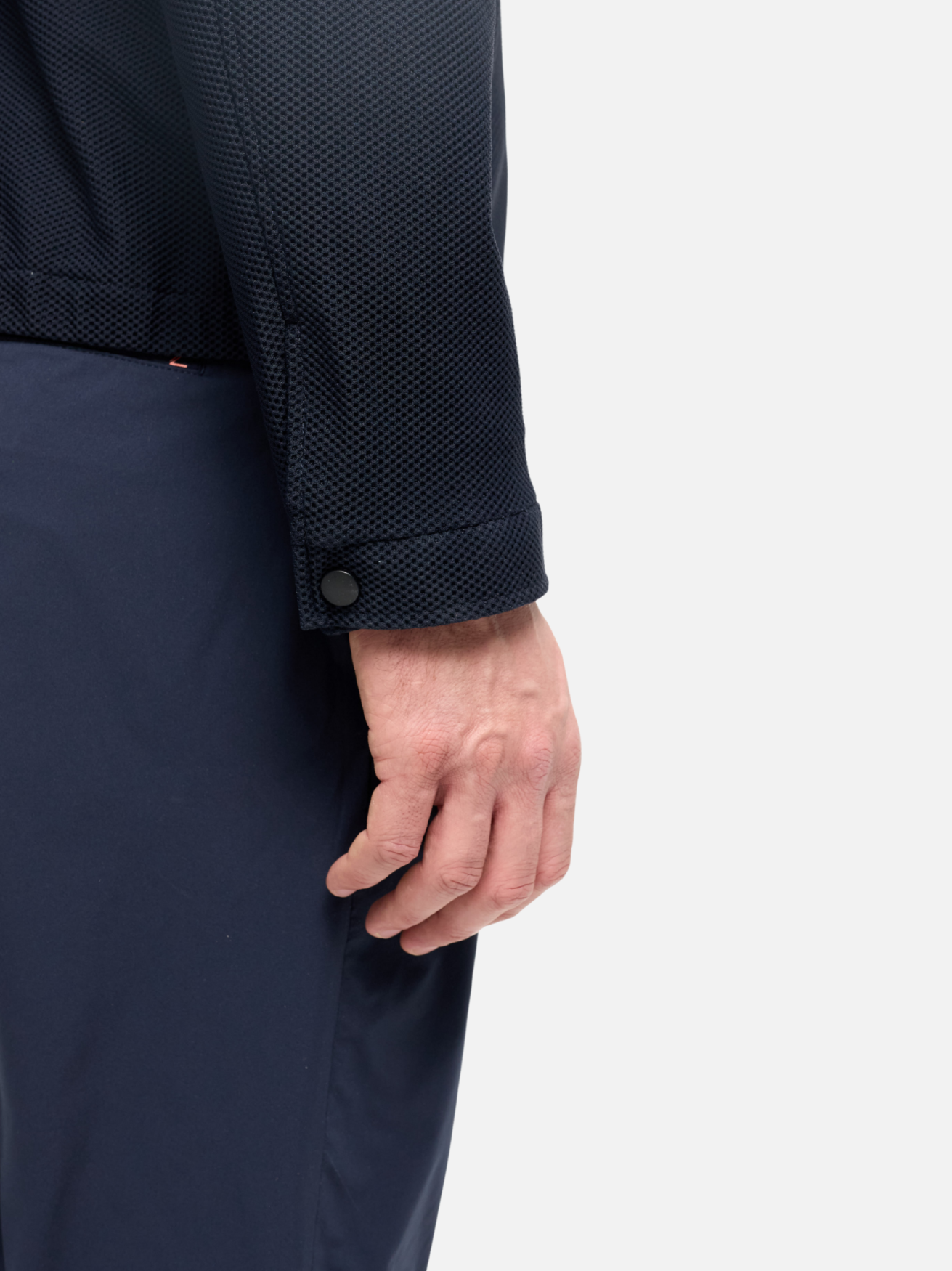 231669-680 DiAudio | Navy