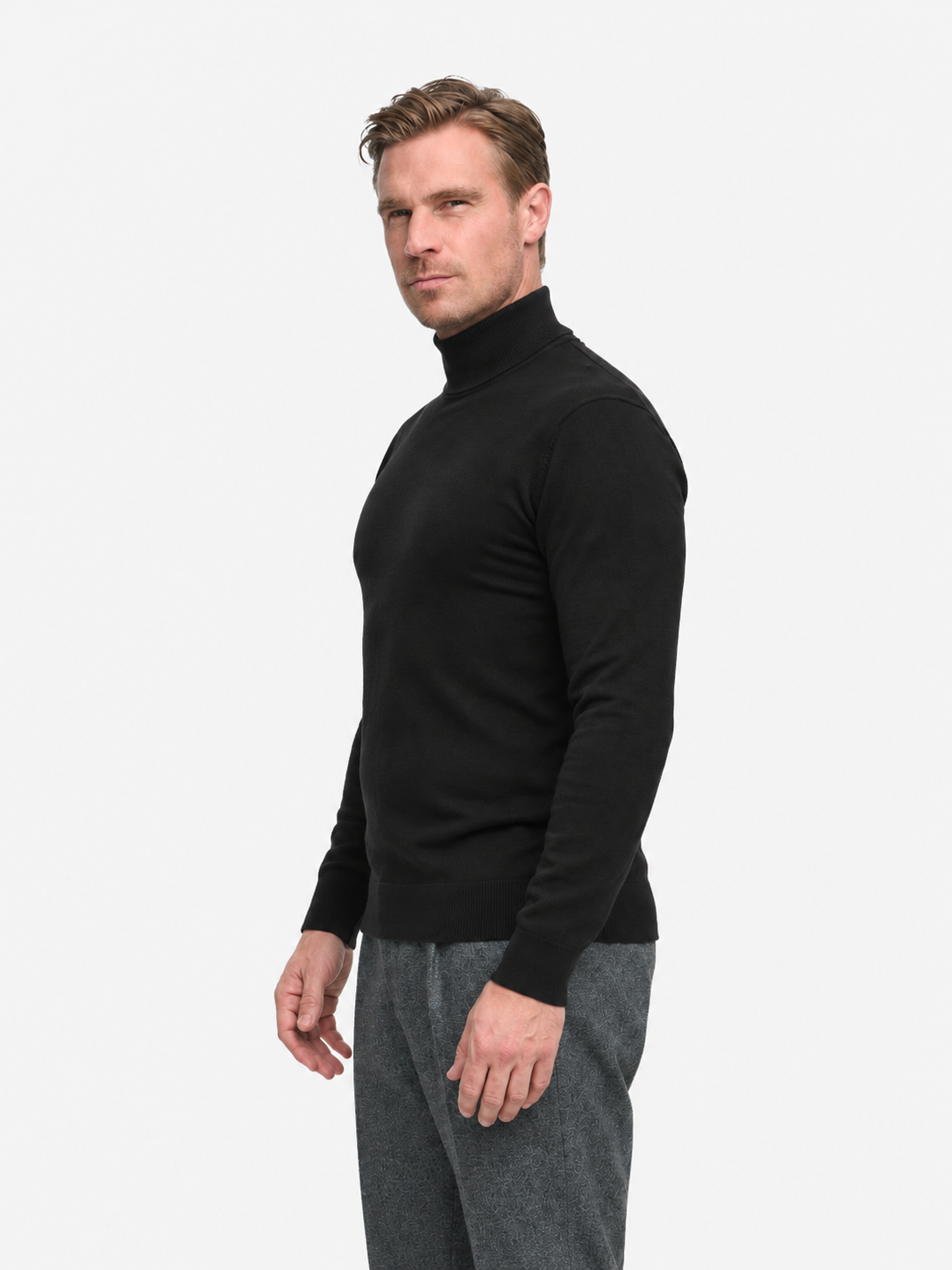 416 DiLouis | Black